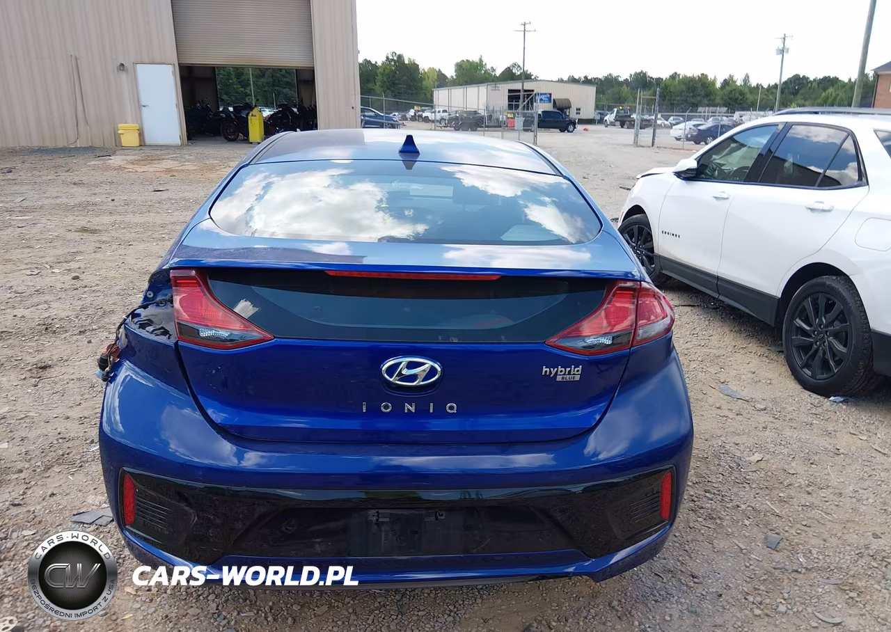 2019 Hyundai Ioniq Hybrid Blue VIN:KMHC65LC7KU179742 - 17