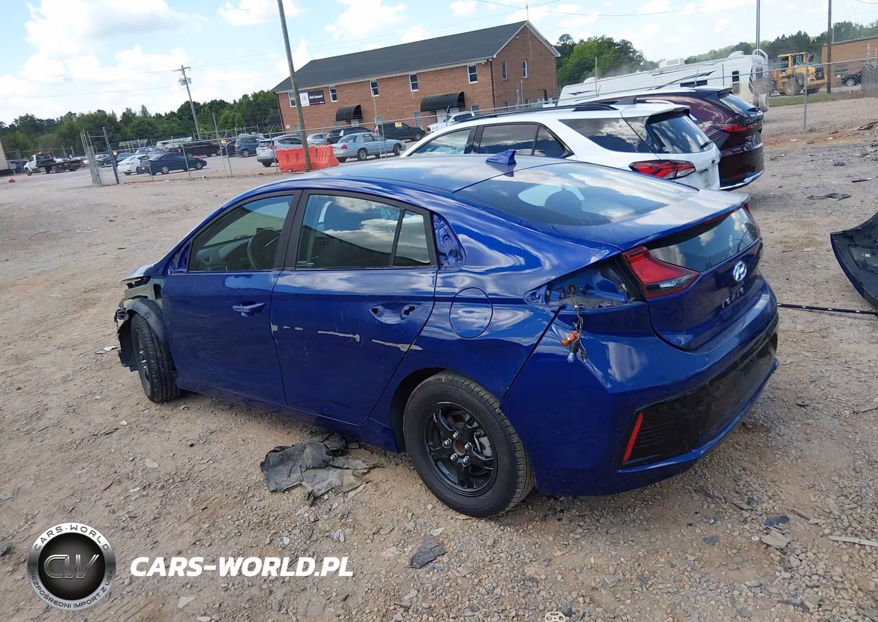 2019 Hyundai Ioniq Hybrid Blue VIN:KMHC65LC7KU179742 - 3
