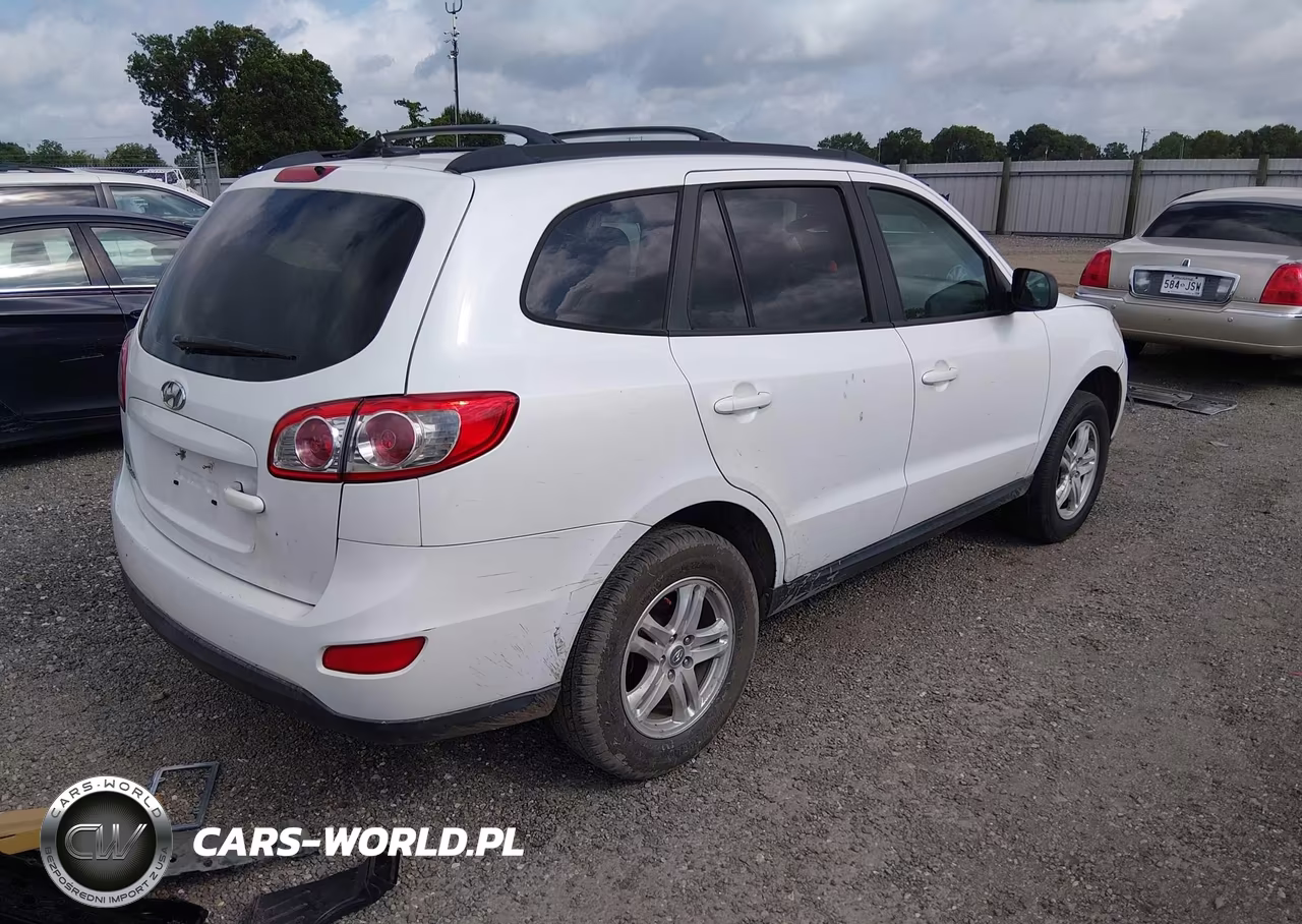 2012 Hyundai Santa Fe Gls VIN:5XYZG3AB7CG118324 - 4