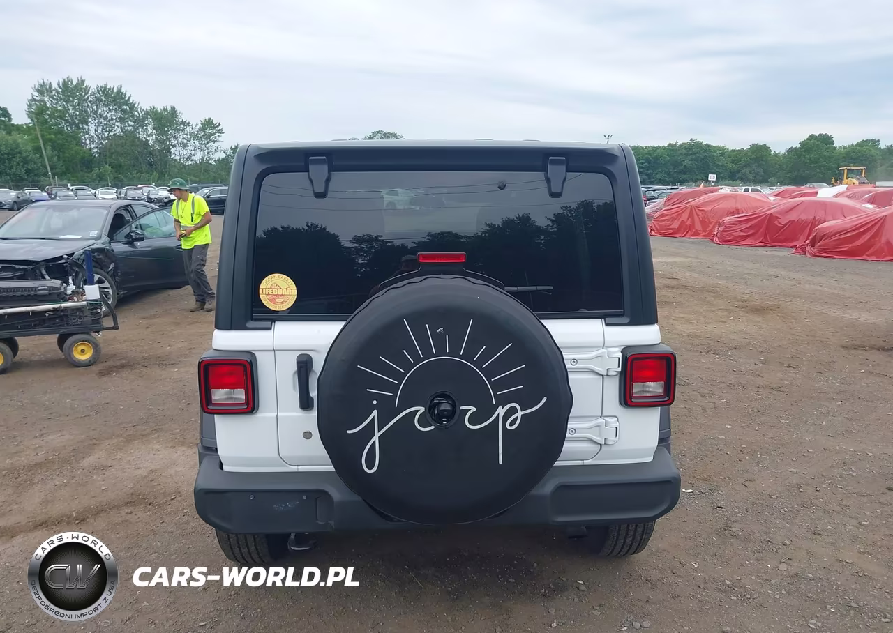 2021 Jeep Wrangler Unlimited Sport 4X4 VIN:1C4HJXDN8MW526393 - 16