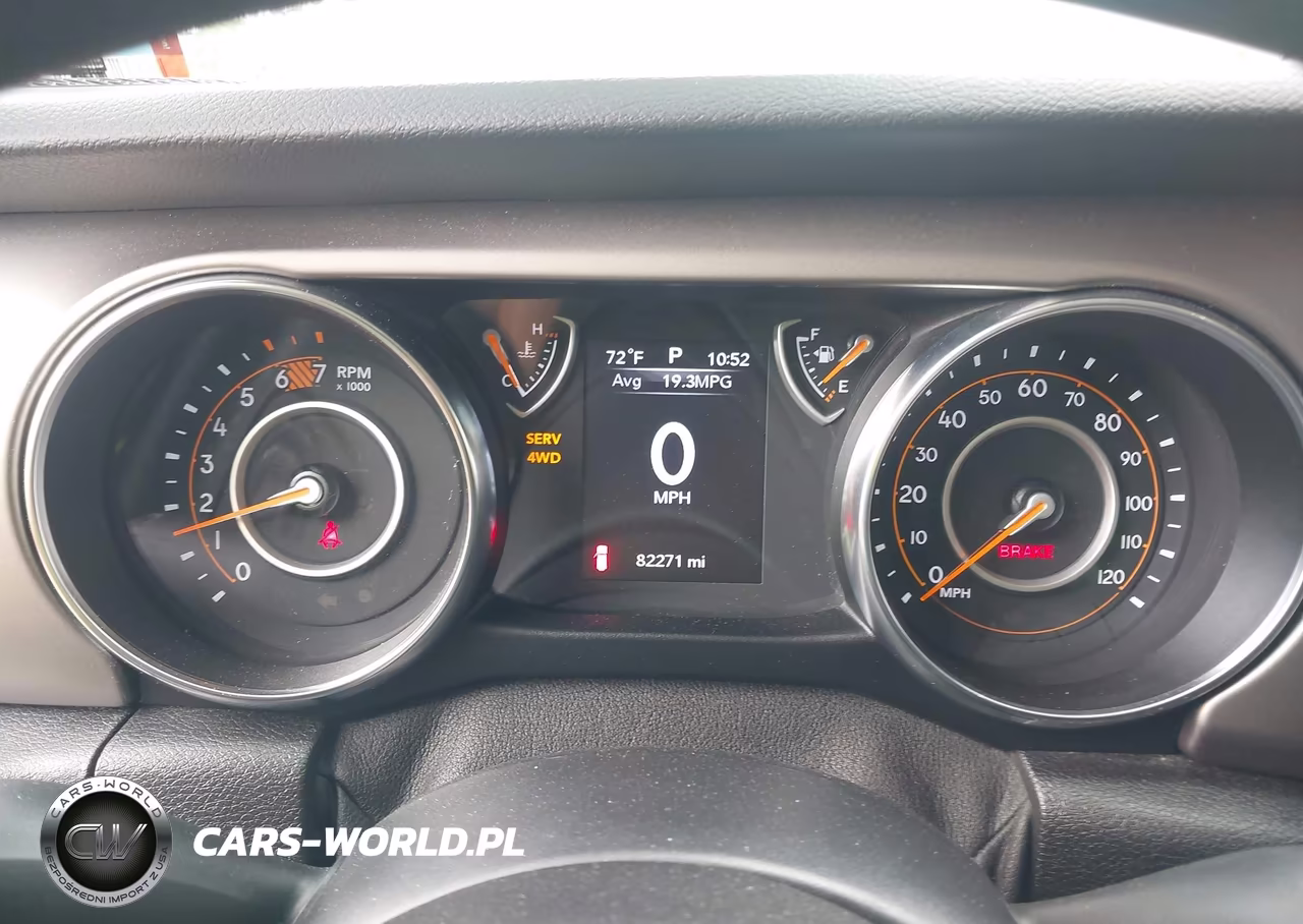 2021 Jeep Wrangler Unlimited Sport 4X4 VIN:1C4HJXDN8MW526393 - 7