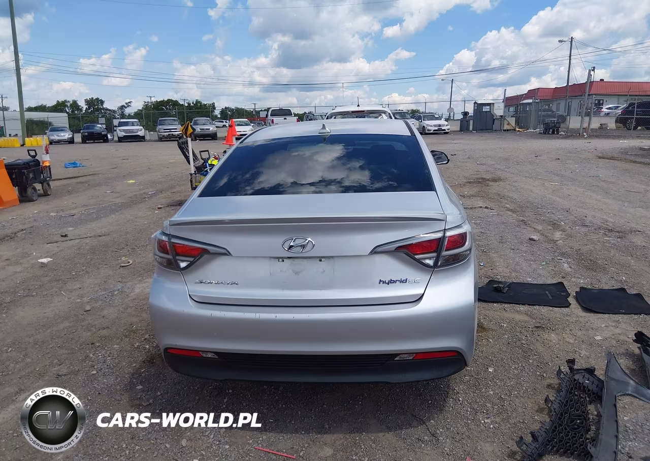 2016 Hyundai Sonata Hybrid Se VIN:KMHE24L15GA039159 - 17