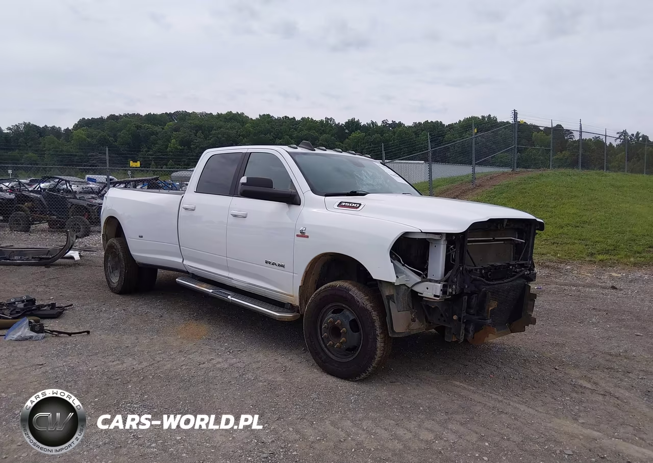 2021 Ram 3500 Big Horn 4X4 8' Box – zdjęcie 1 z 17