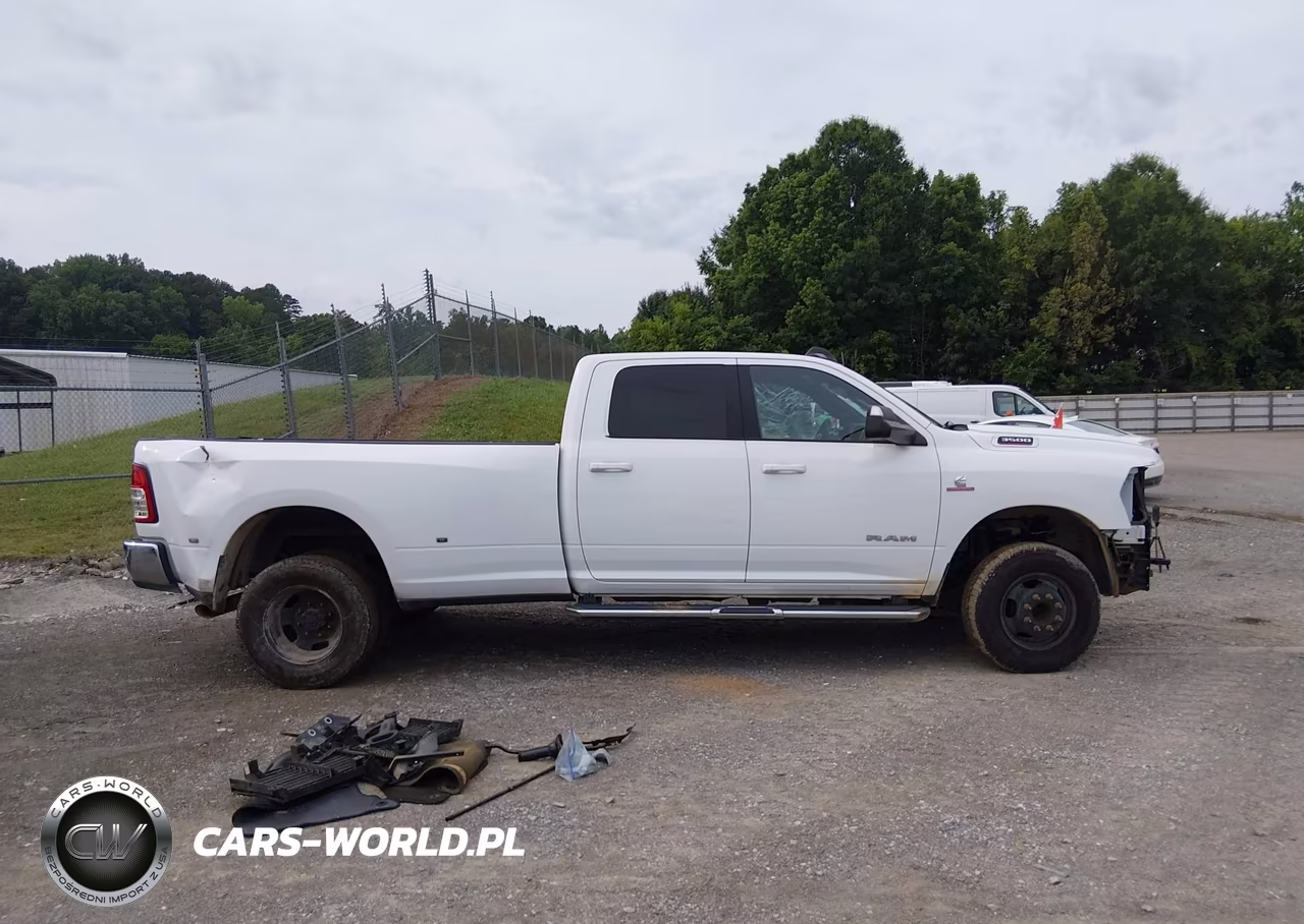 2021 Ram 3500 Big Horn 4X4 8' Box VIN:3C63RRHL1MG565503 - 13