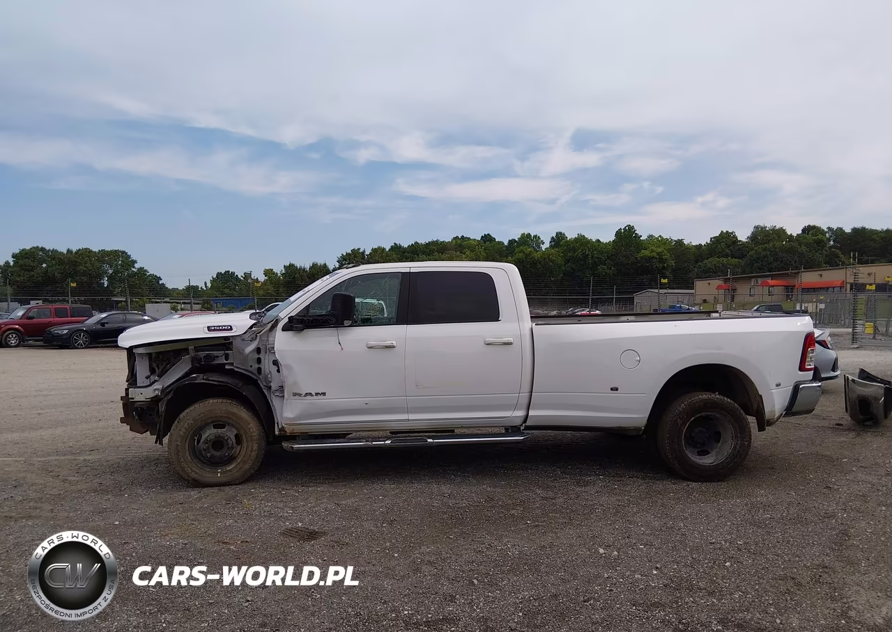 2021 Ram 3500 Big Horn 4X4 8' Box VIN:3C63RRHL1MG565503 - 14