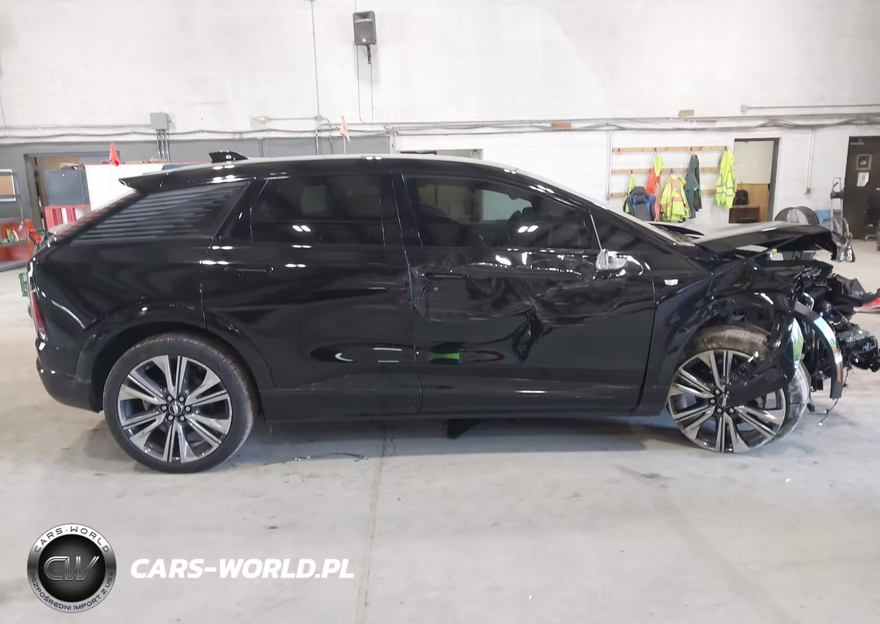 2025 Cadillac Optiq Luxury 2 Awd VIN:3GYK3DMR2SS255125 - 14