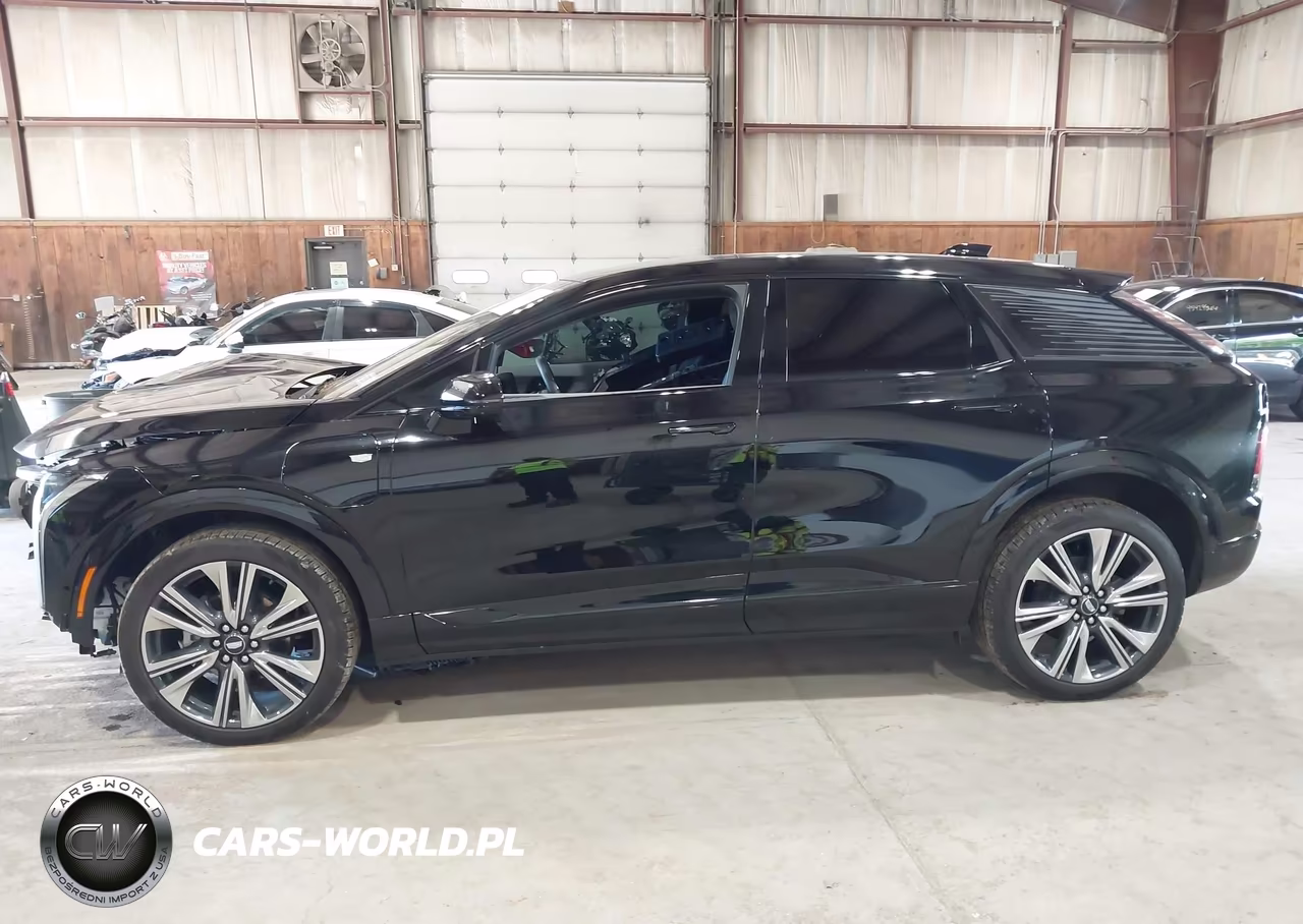 2025 Cadillac Optiq Luxury 2 Awd VIN:3GYK3DMR2SS255125 - 15