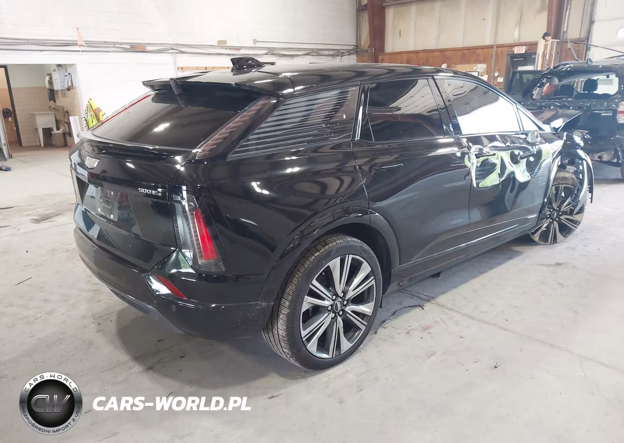 2025 Cadillac Optiq Luxury 2 Awd VIN:3GYK3DMR2SS255125 - 4