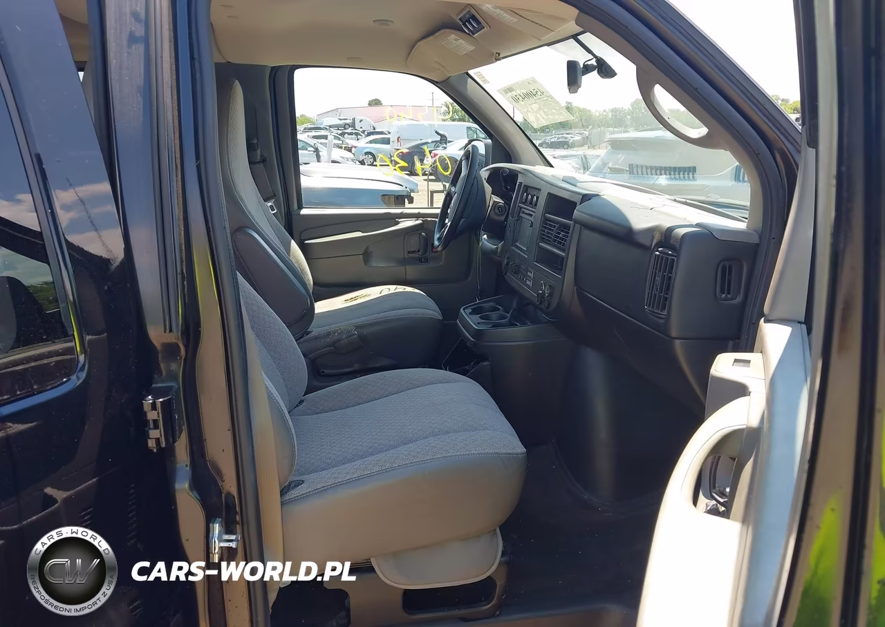 2014 Chevrolet Express 1500 Lt VIN:1GNSHCF47E1194418 - 5