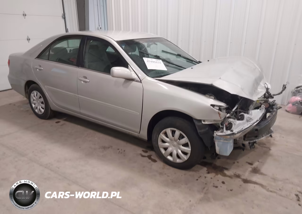 2005 Toyota Camry Le – zdjęcie 1 z 17