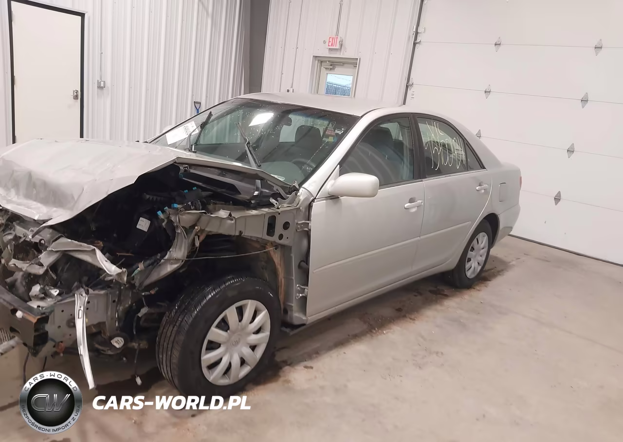2005 Toyota Camry Le VIN:4T1BE32K05U018844 - 15
