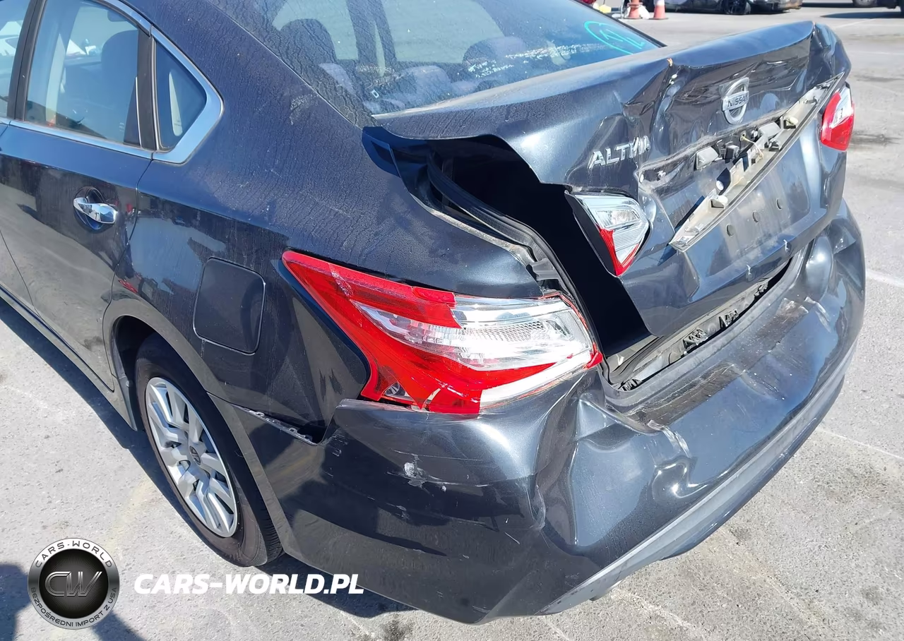 2017 Nissan Altima 2.5 S VIN:1N4AL3AP4HC473005 - 18
