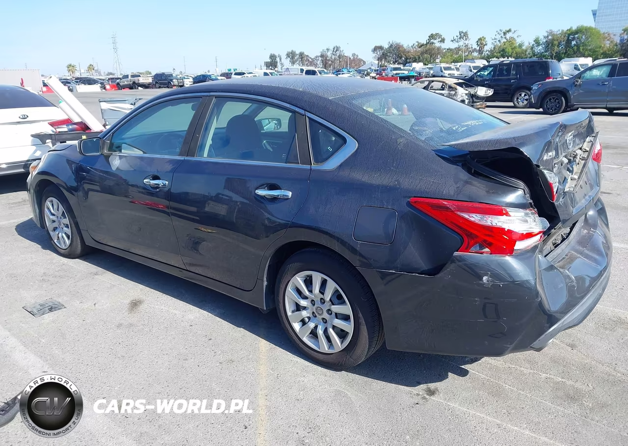 2017 Nissan Altima 2.5 S VIN:1N4AL3AP4HC473005 - 3
