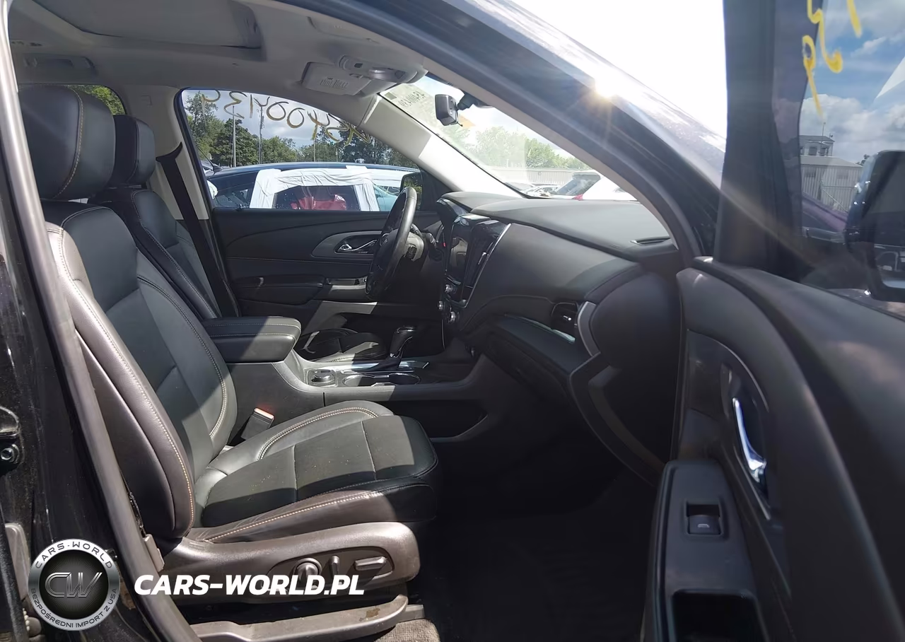 2018 Chevrolet Traverse Premier VIN:1GNERKKW2JJ284372 - 5