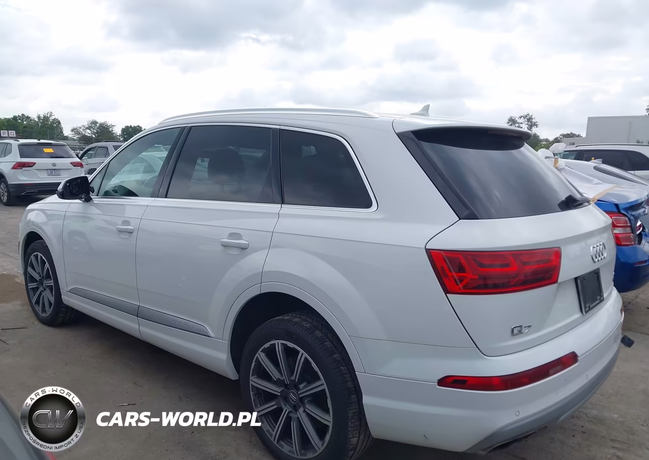 2017 Audi Q7 3.0T Premium VIN:WA1LAAF71HD016260 - 14
