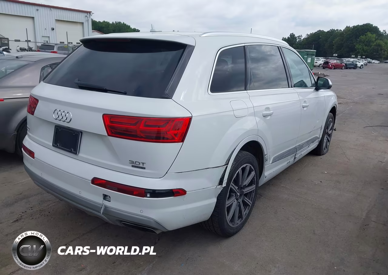 2017 Audi Q7 3.0T Premium VIN:WA1LAAF71HD016260 - 4