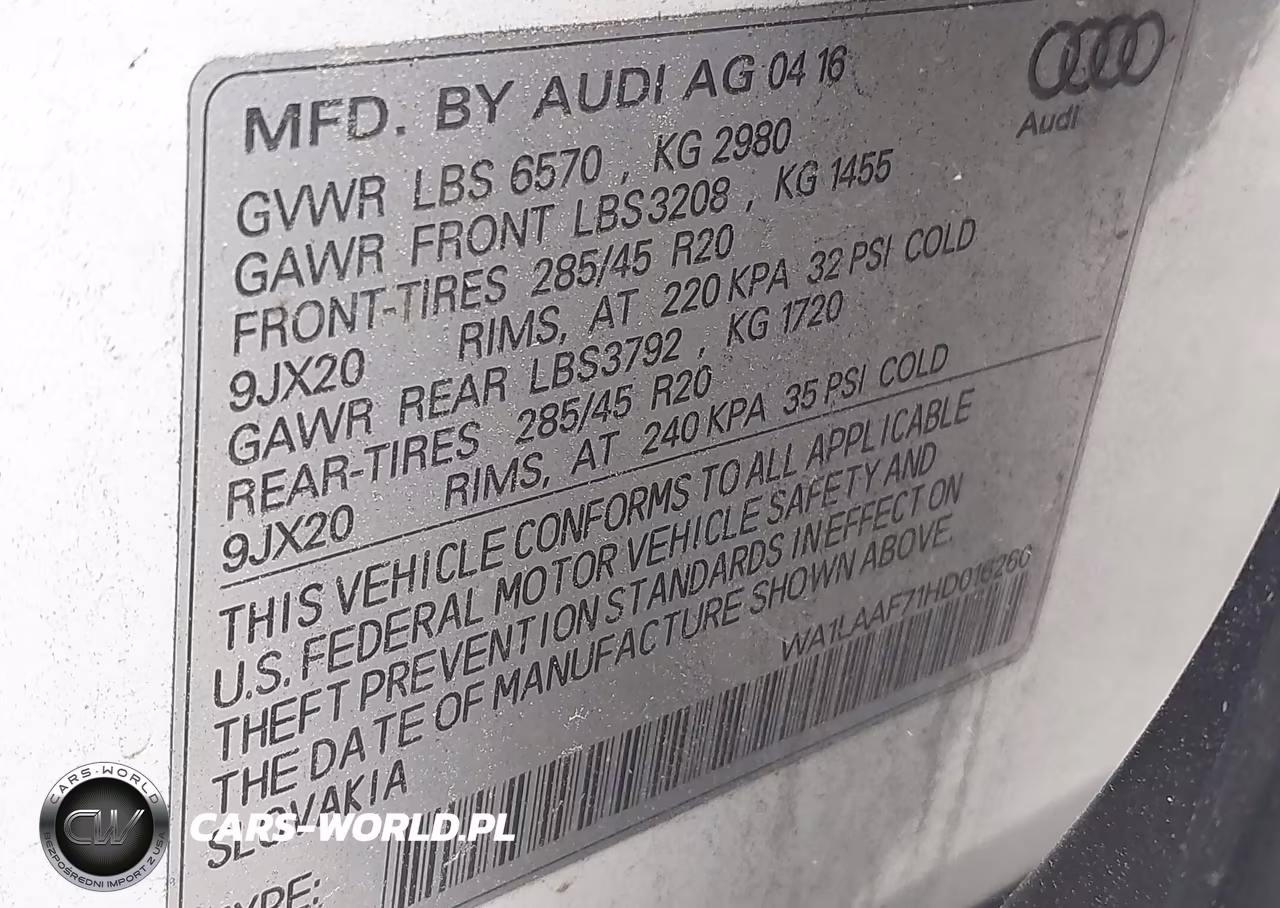 2017 Audi Q7 3.0T Premium VIN:WA1LAAF71HD016260 - 9