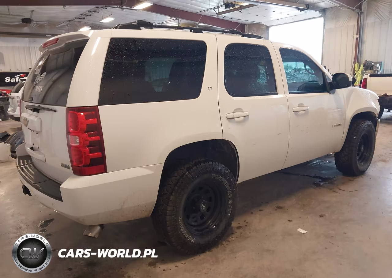 2011 Chevrolet Tahoe Lt VIN:1GNSKBE00BR360365 - 4