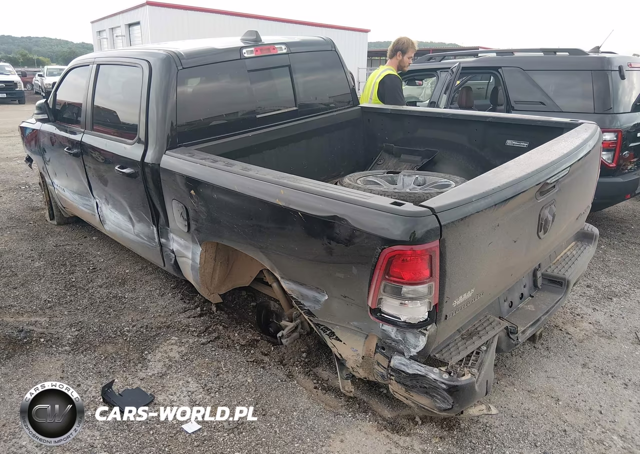 2021 Ram 1500 Big Horn 4X4 5'7 Box VIN:1C6SRFFT1MN595573 - 3