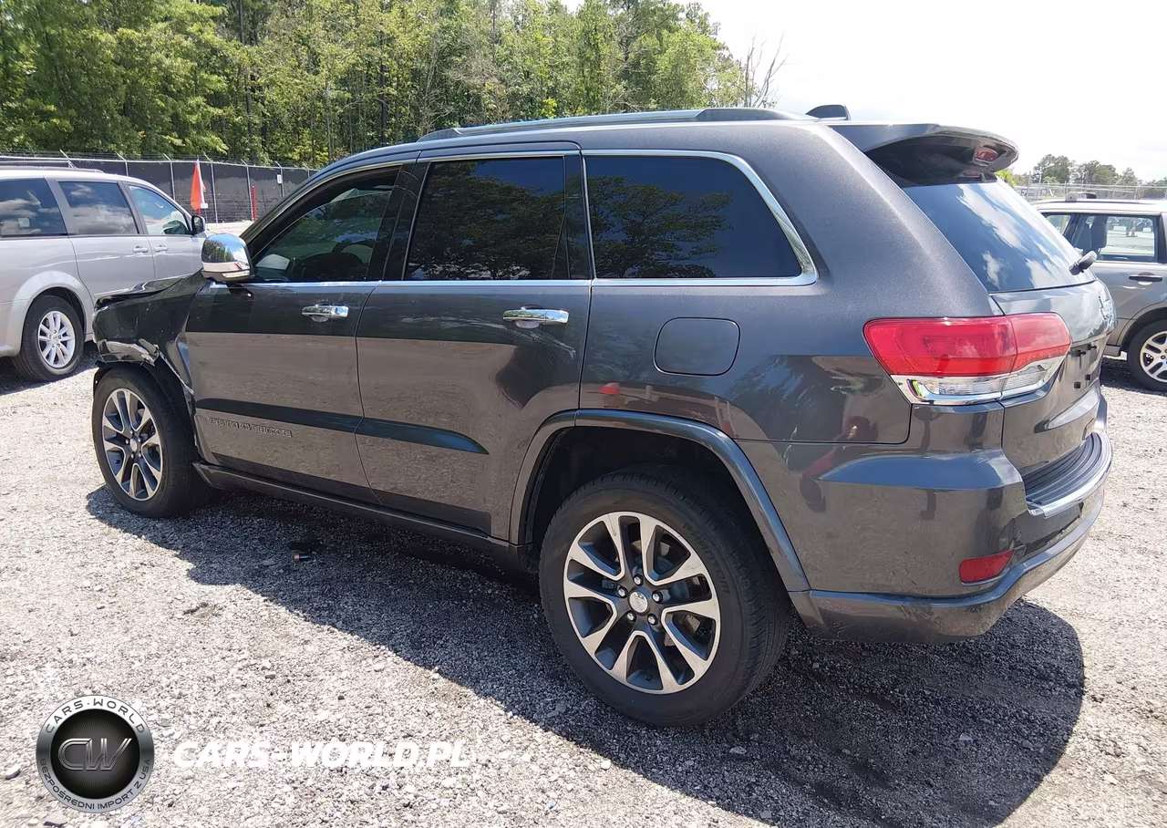 2017 Jeep Grand Cherokee Overland 4X2 VIN:1C4RJECG9HC903347 - 3