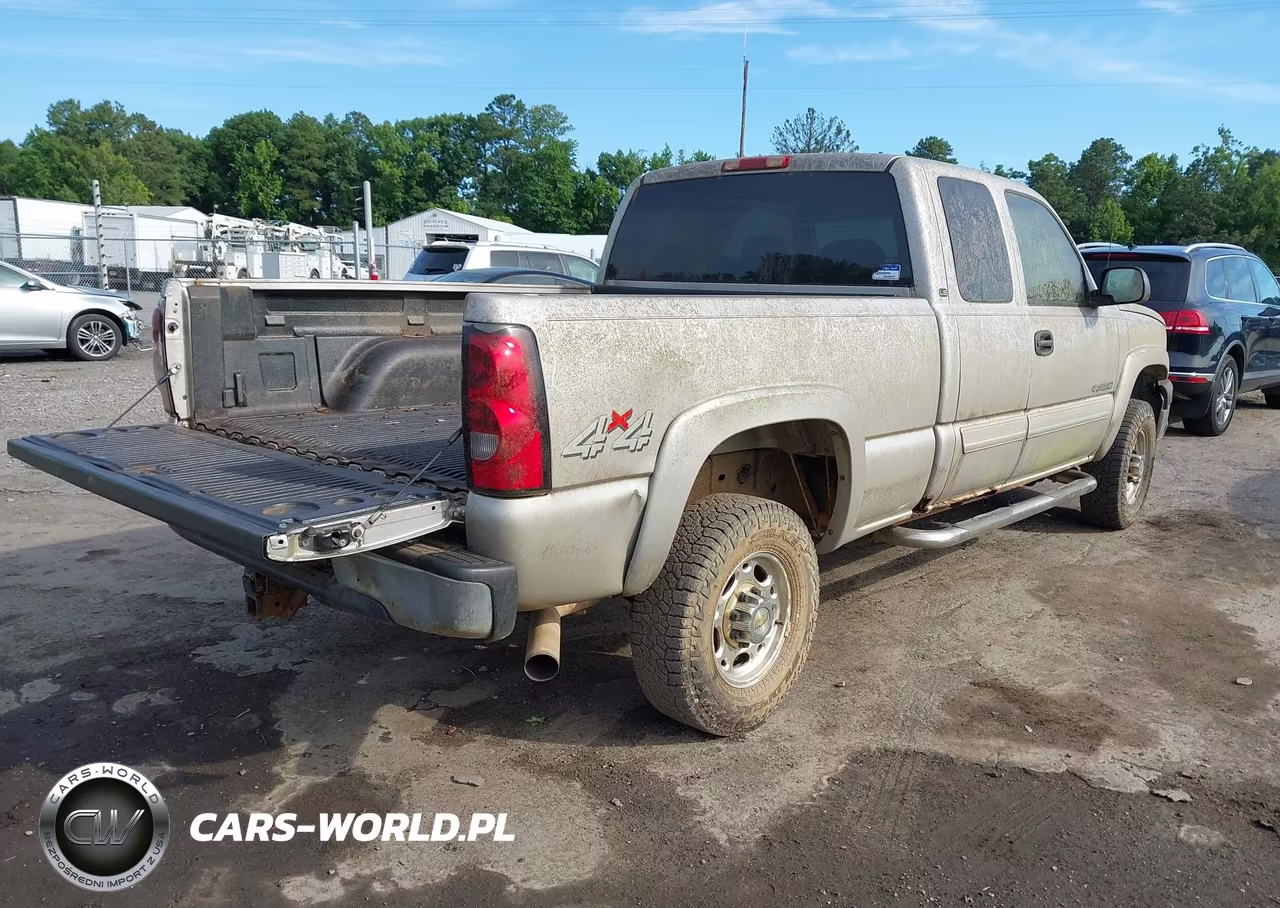 2005 Chevrolet Silverado 2500Hd Ls VIN:1GCHK29U15E217694 - 4