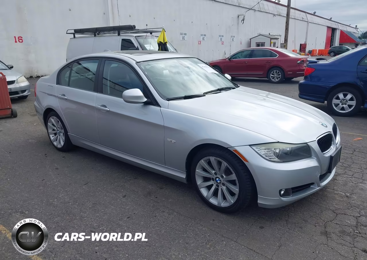 2011 BMW 328I – zdjęcie 1 z 11
