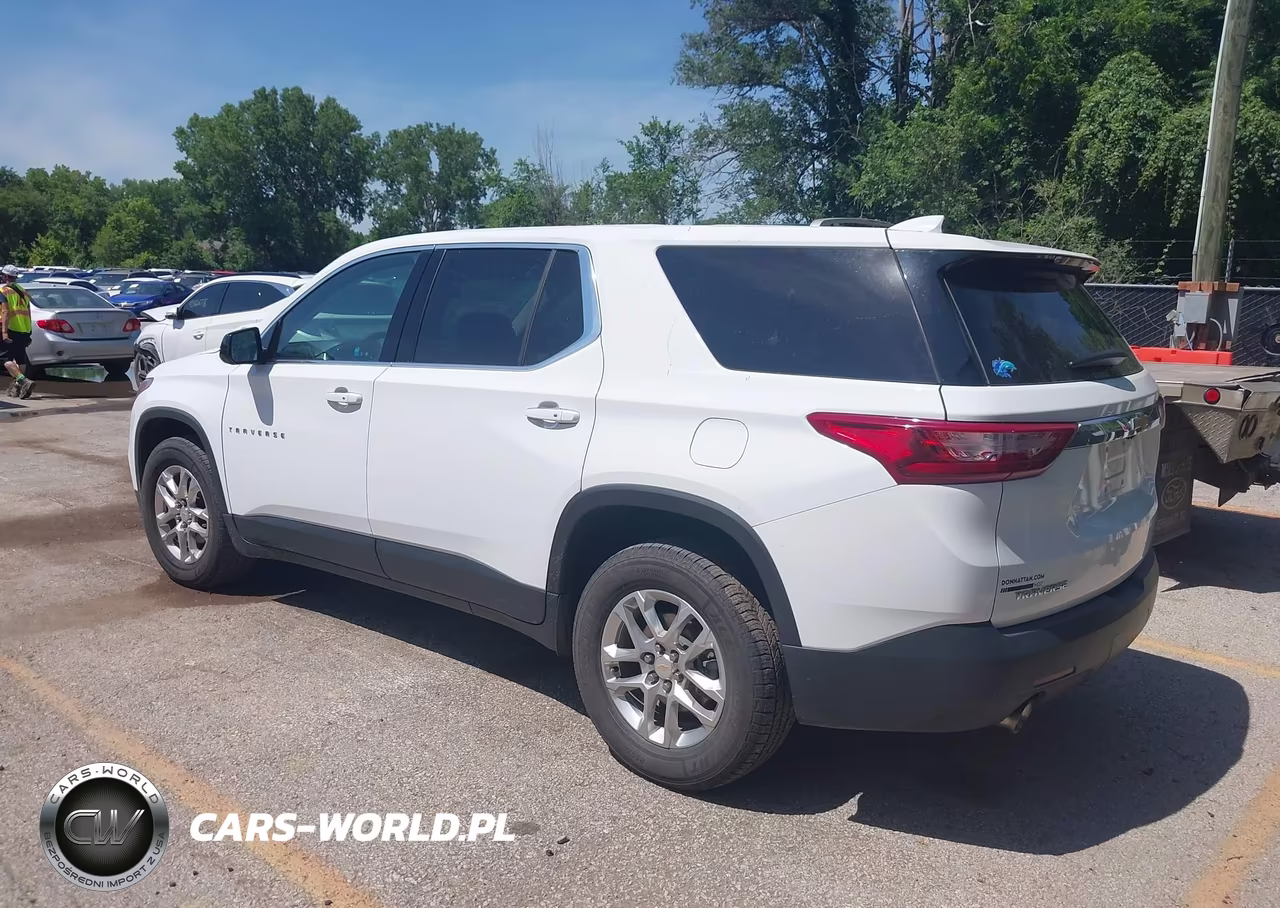 2020 Chevrolet Traverse Fwd Ls VIN:1GNERFKW1LJ279352 - 3