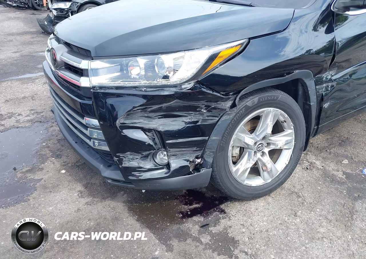 2018 Toyota Highlander Limited VIN:5TDDZRFH6JS893069 - 6