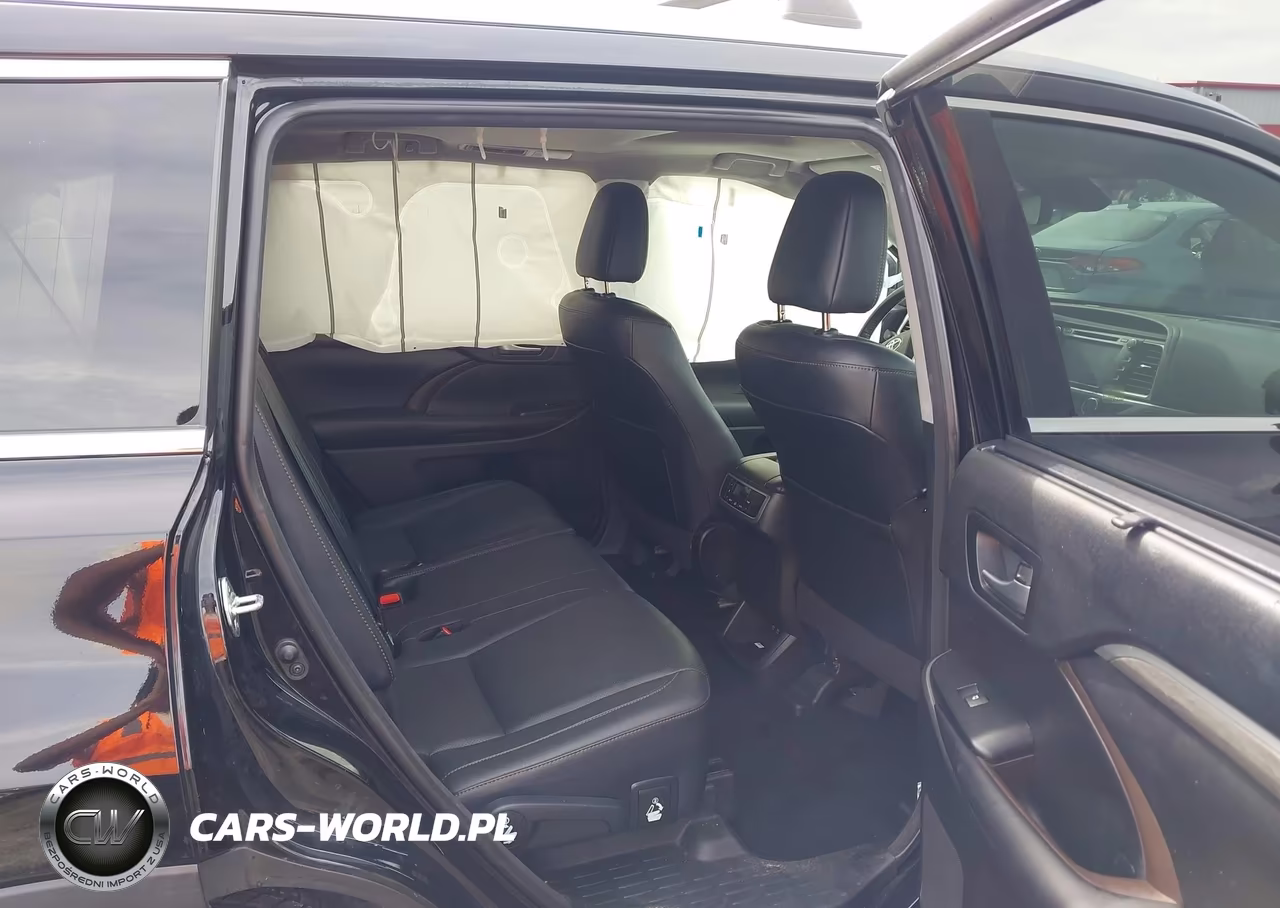 2018 Toyota Highlander Limited VIN:5TDDZRFH6JS893069 - 8