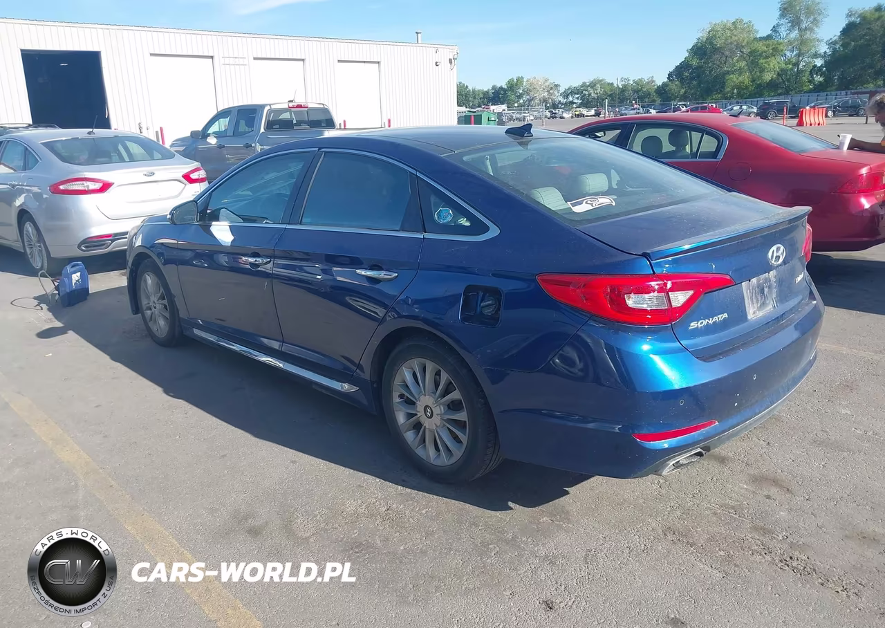 2015 Hyundai Sonata Limited VIN:5NPE34AF1FH105780 - 3