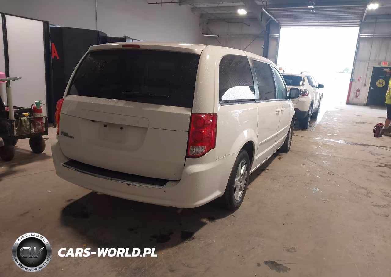 2012 Dodge Grand Caravan Sxt VIN:2C4RDGCG5CR205126 - 4