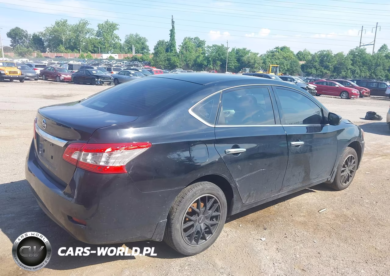 2015 Nissan Sentra S VIN:3N1AB7AP9FY373610 - 4