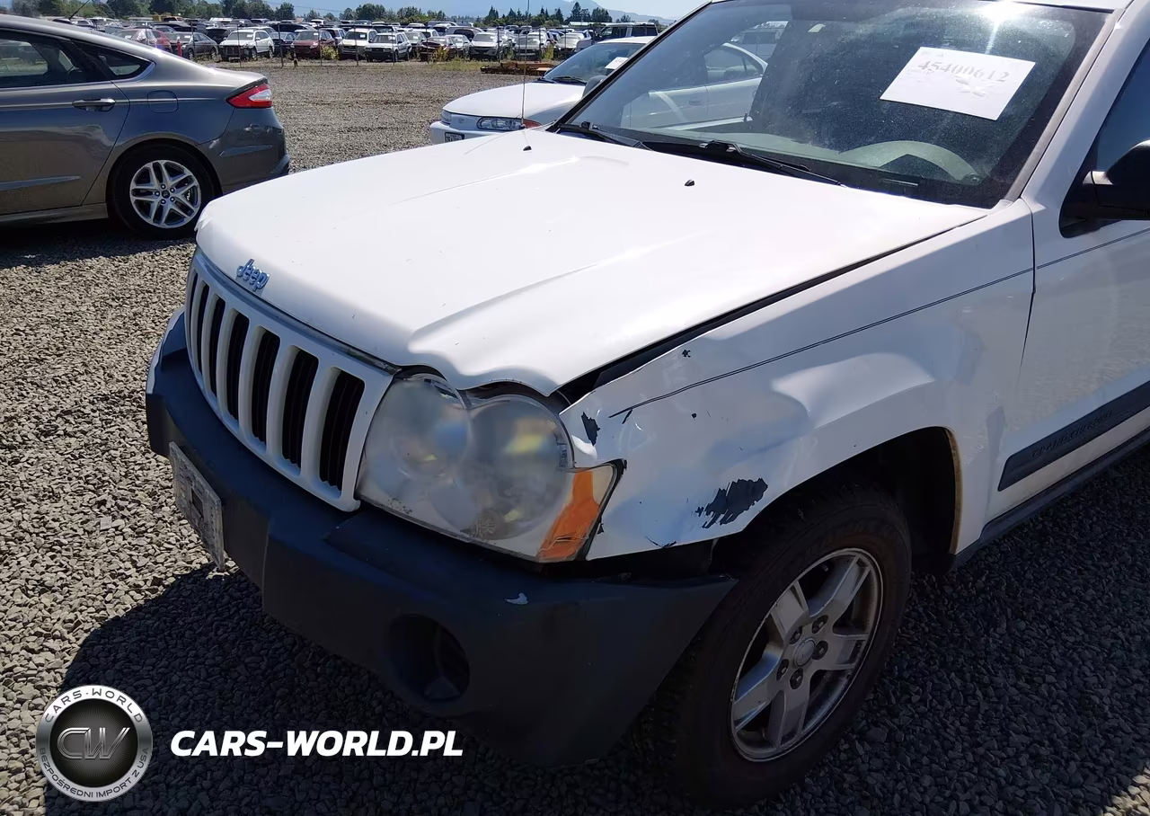 2005 Jeep Grand Cherokee Laredo VIN:1J4GR48K95C710287 - 6