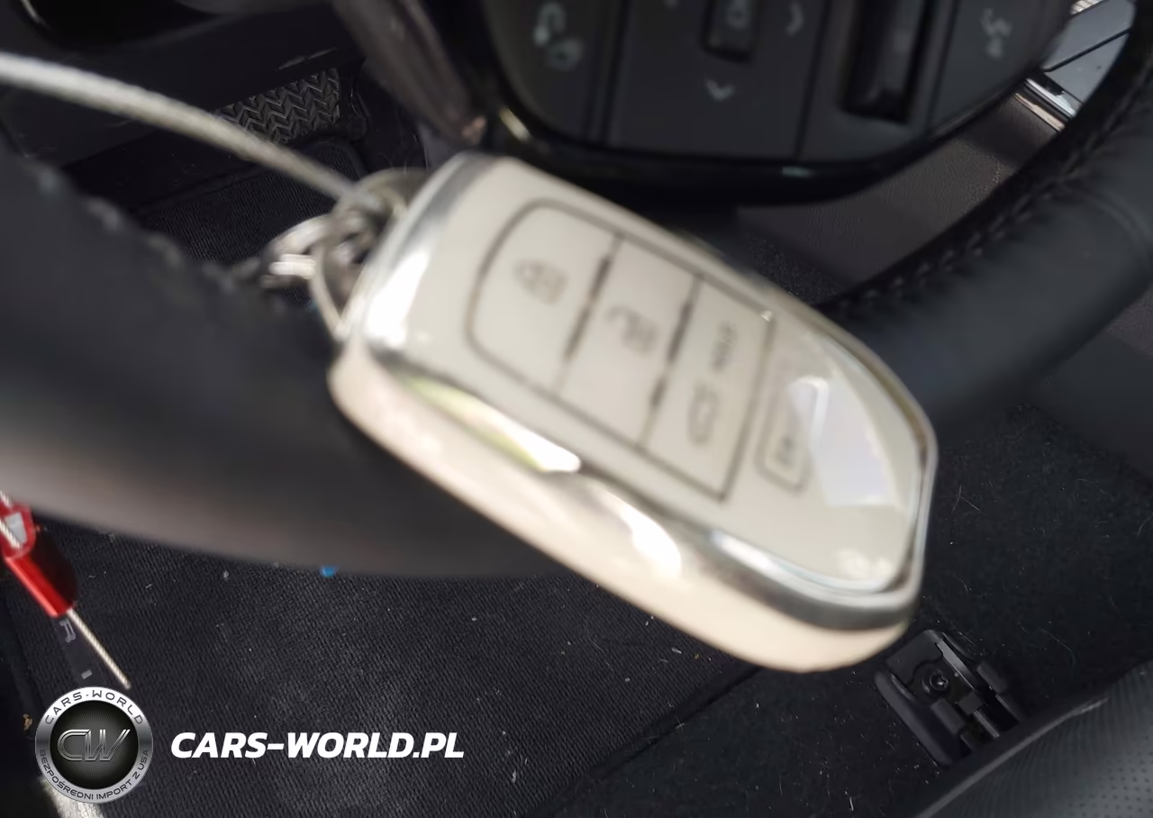 2024 Toyota Prius Limited VIN:JTDACAAU9R3044464 - 11