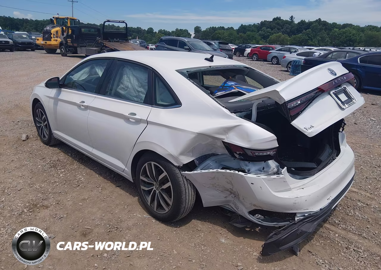 2025 Volkswagen Jetta 1.5T Se VIN:3VWEX7BU7SM089704 - 3