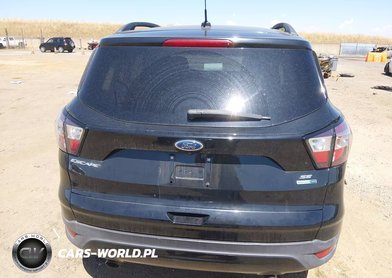 2018 Ford Escape Se VIN:1FMCU9GDXJUB73870 - 16