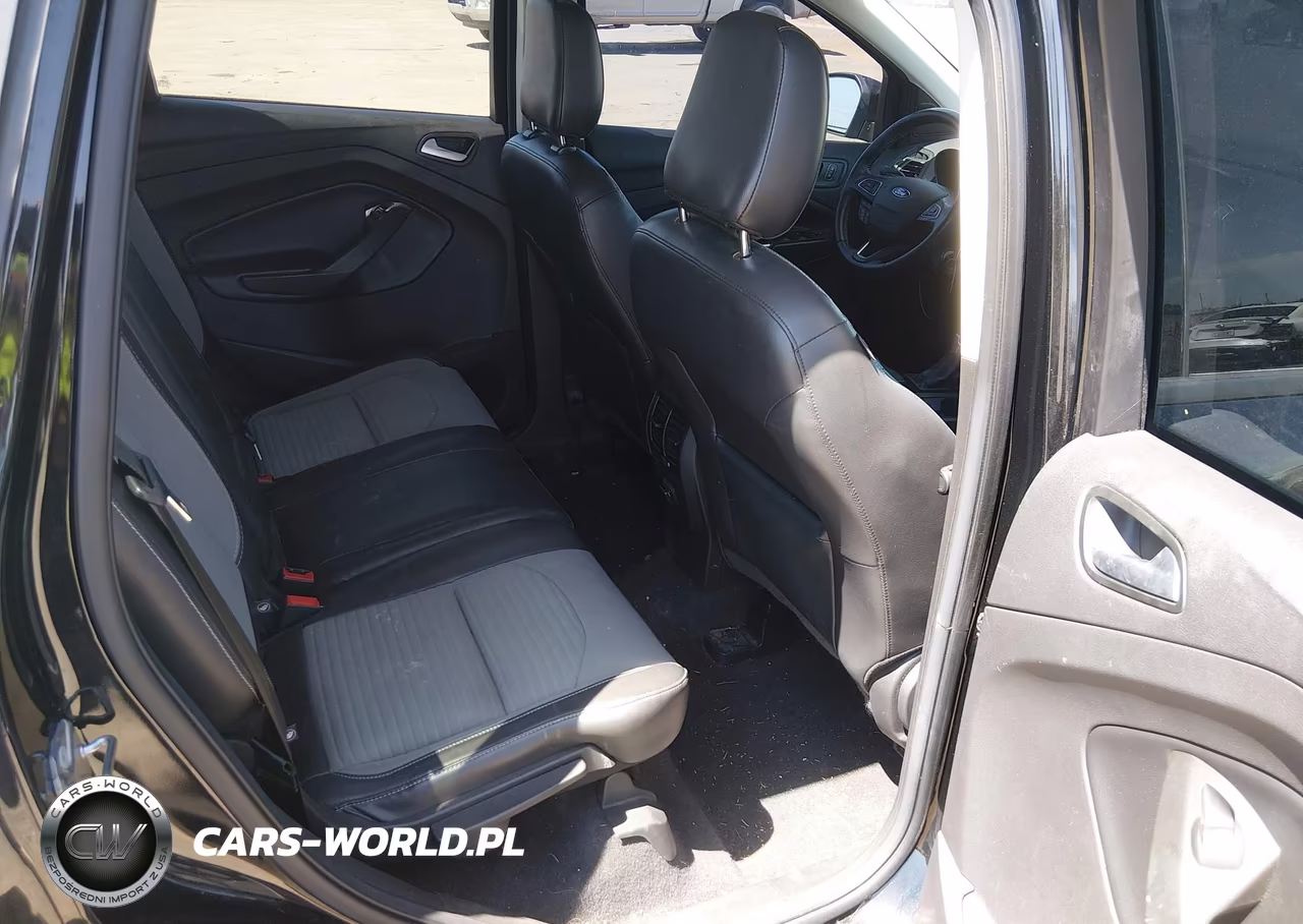 2018 Ford Escape Se VIN:1FMCU9GDXJUB73870 - 8