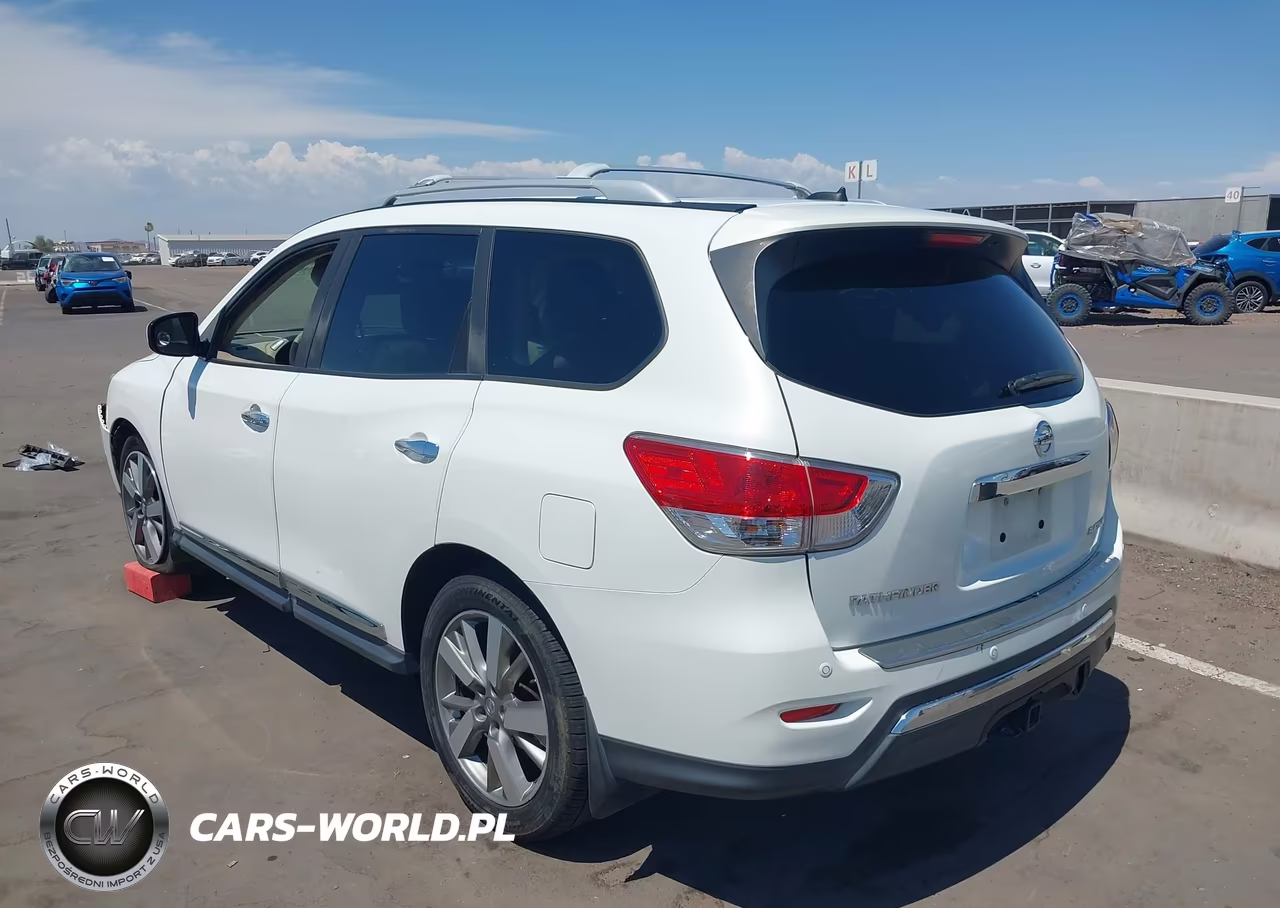 2014 Nissan Pathfinder Platinum VIN:5N1AR2MNXEC721374 - 3