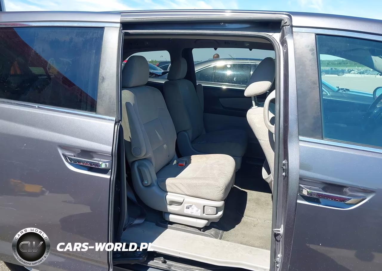 2016 Honda Odyssey Se VIN:5FNRL5H30GB016818 - 8