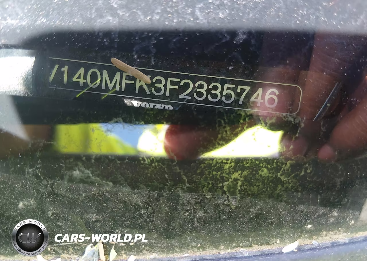 2015 Volvo S60 T5 Premier VIN:YV140MFK3F2335746 - 9