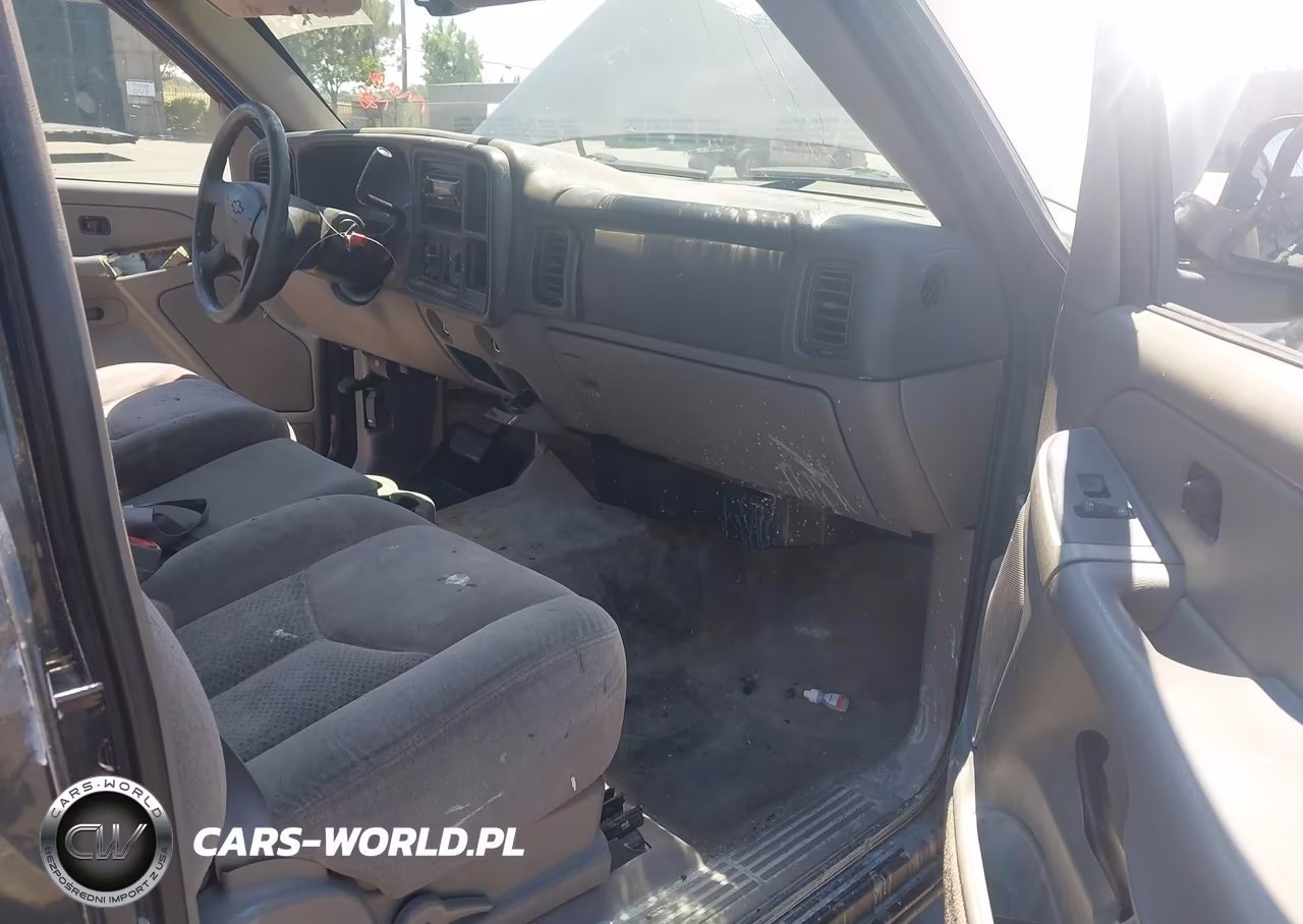 2004 Chevrolet Tahoe Ls VIN:1GNEC13V24R230903 - 5