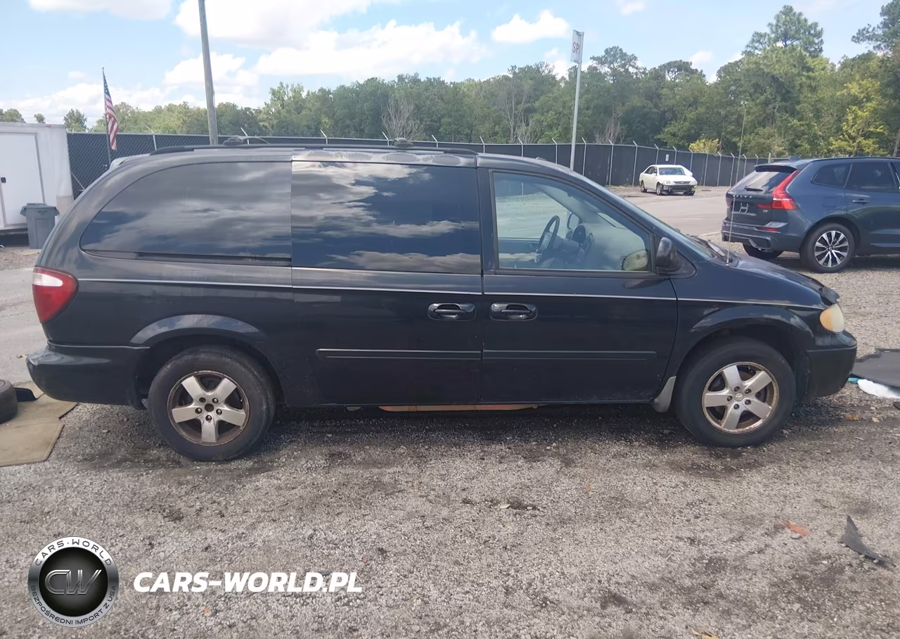2007 Dodge Grand Caravan Sxt VIN:2D4GP44L47R262922 - 13