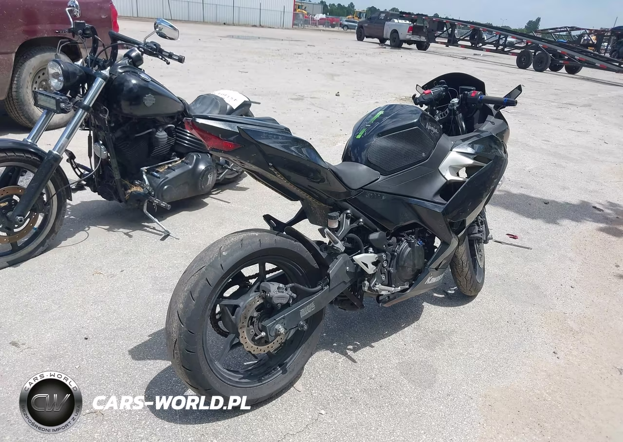 2018 Kawasaki Ex400 VIN:JKAEXKG10JDA04598 - 4
