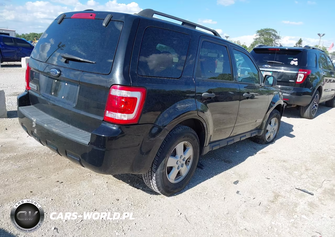 2008 Ford Escape Xlt VIN:1FMCU03Z18KE11494 - 4