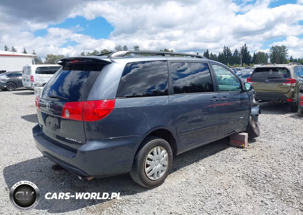 2009 Toyota Sienna Le VIN:5TDZK23C19S240798 - 4