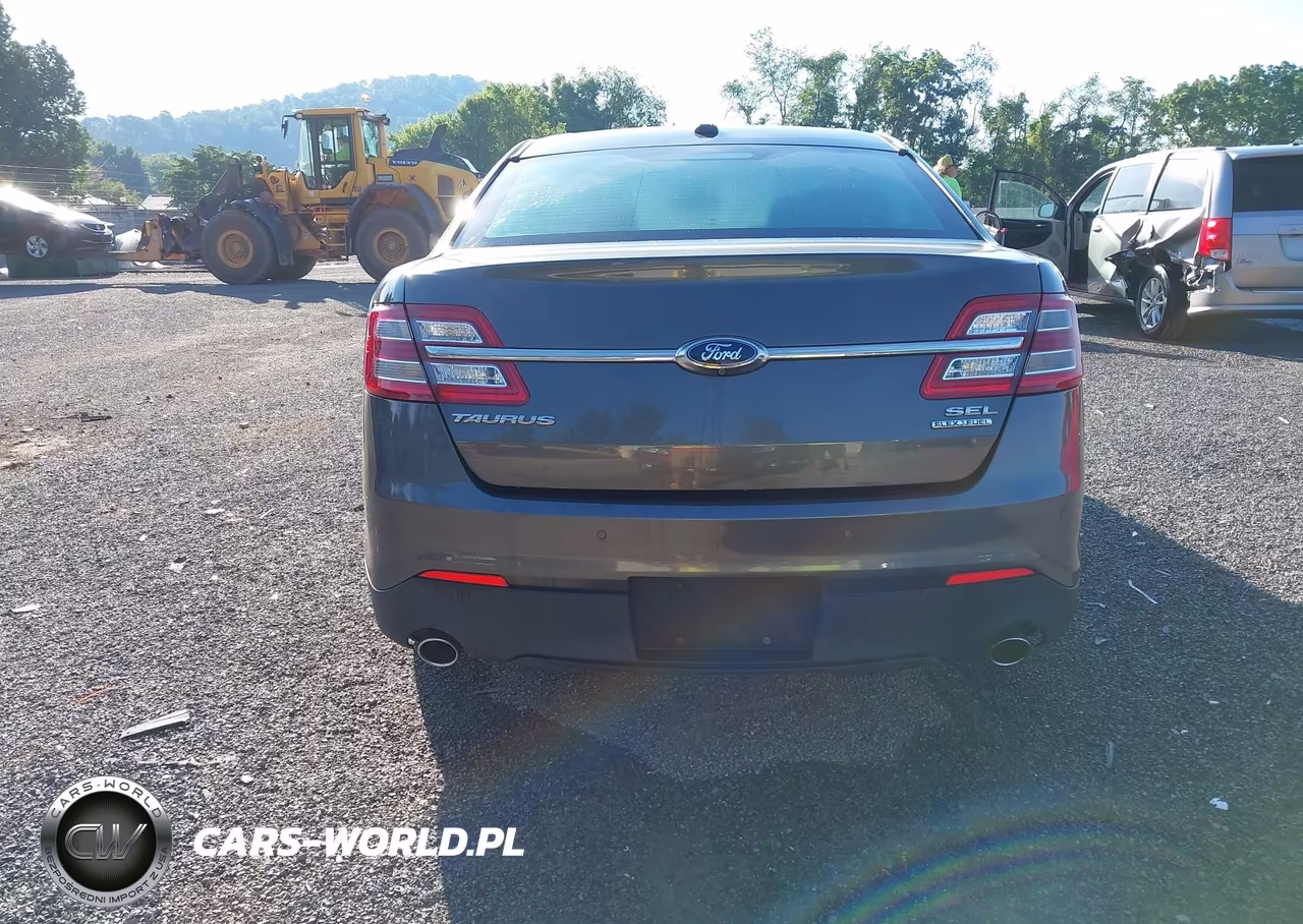 2015 Ford Taurus Sel VIN:1FAHP2E80FG158773 - 16