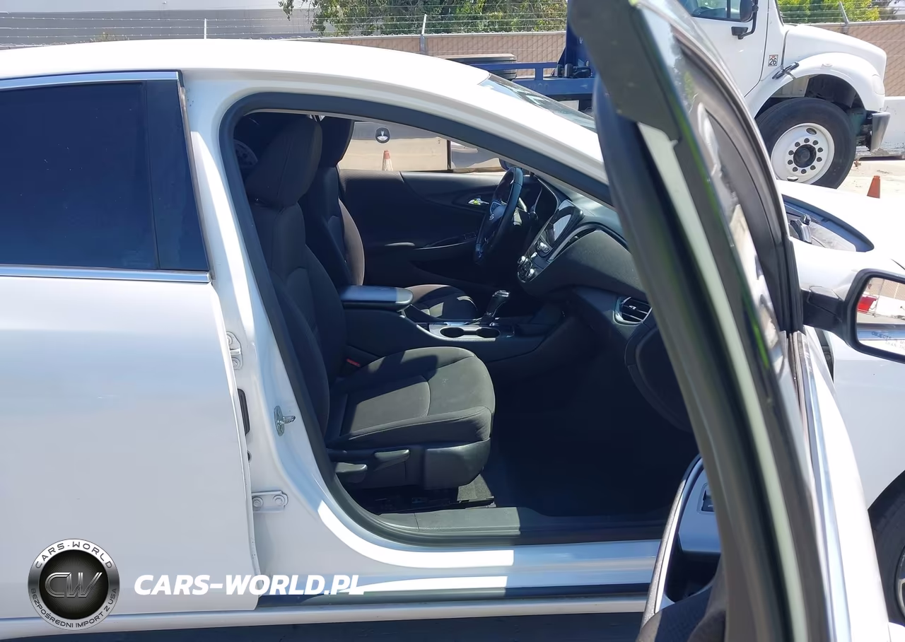2020 Chevrolet Malibu Fwd Rs VIN:1G1ZG5STXLF058795 - 5