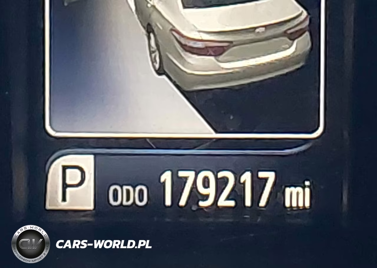 2016 Toyota Camry Se VIN:4T1BF1FK2GU231180 - 16