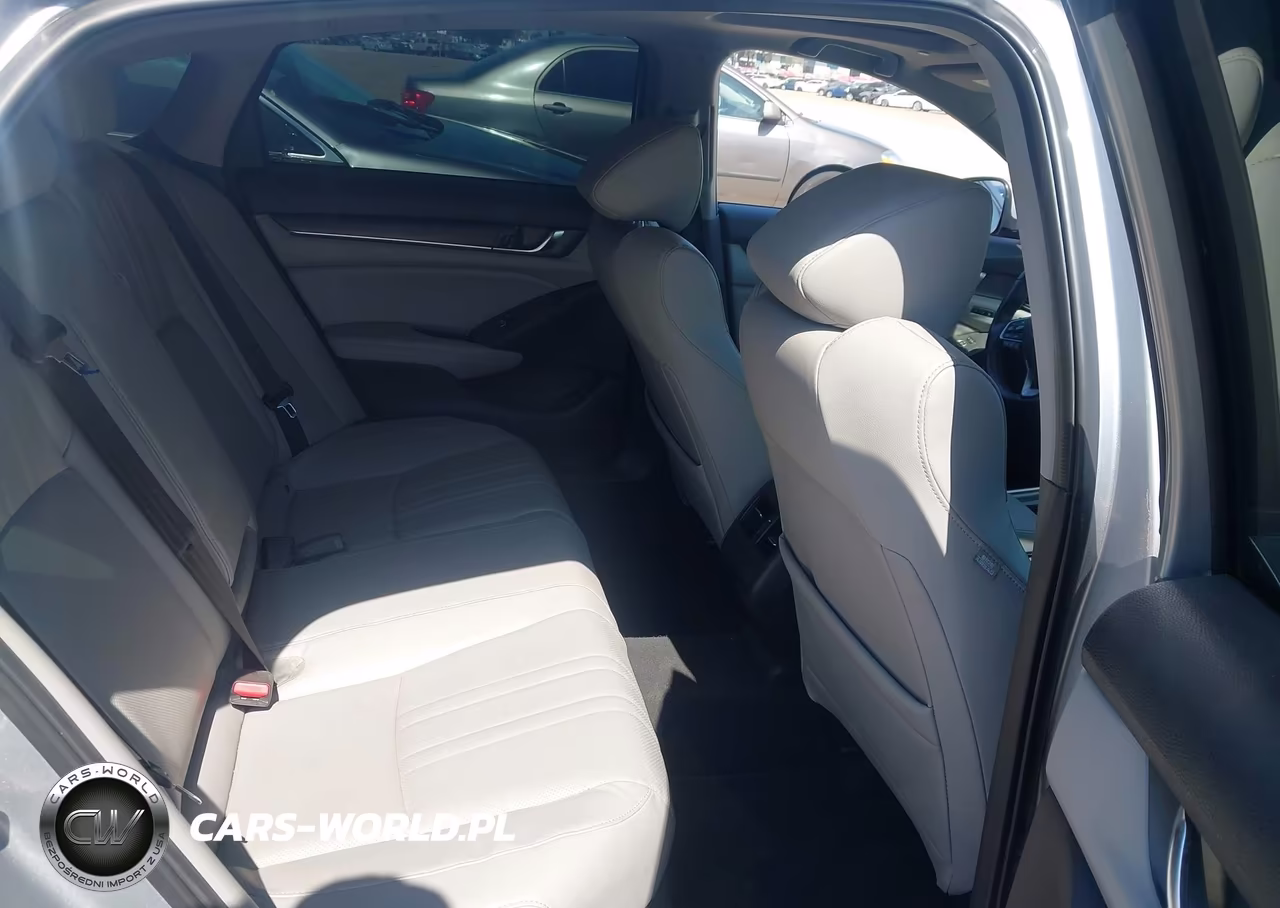 2018 Honda Accord Ex-L VIN:1HGCV1F60JA128879 - 8