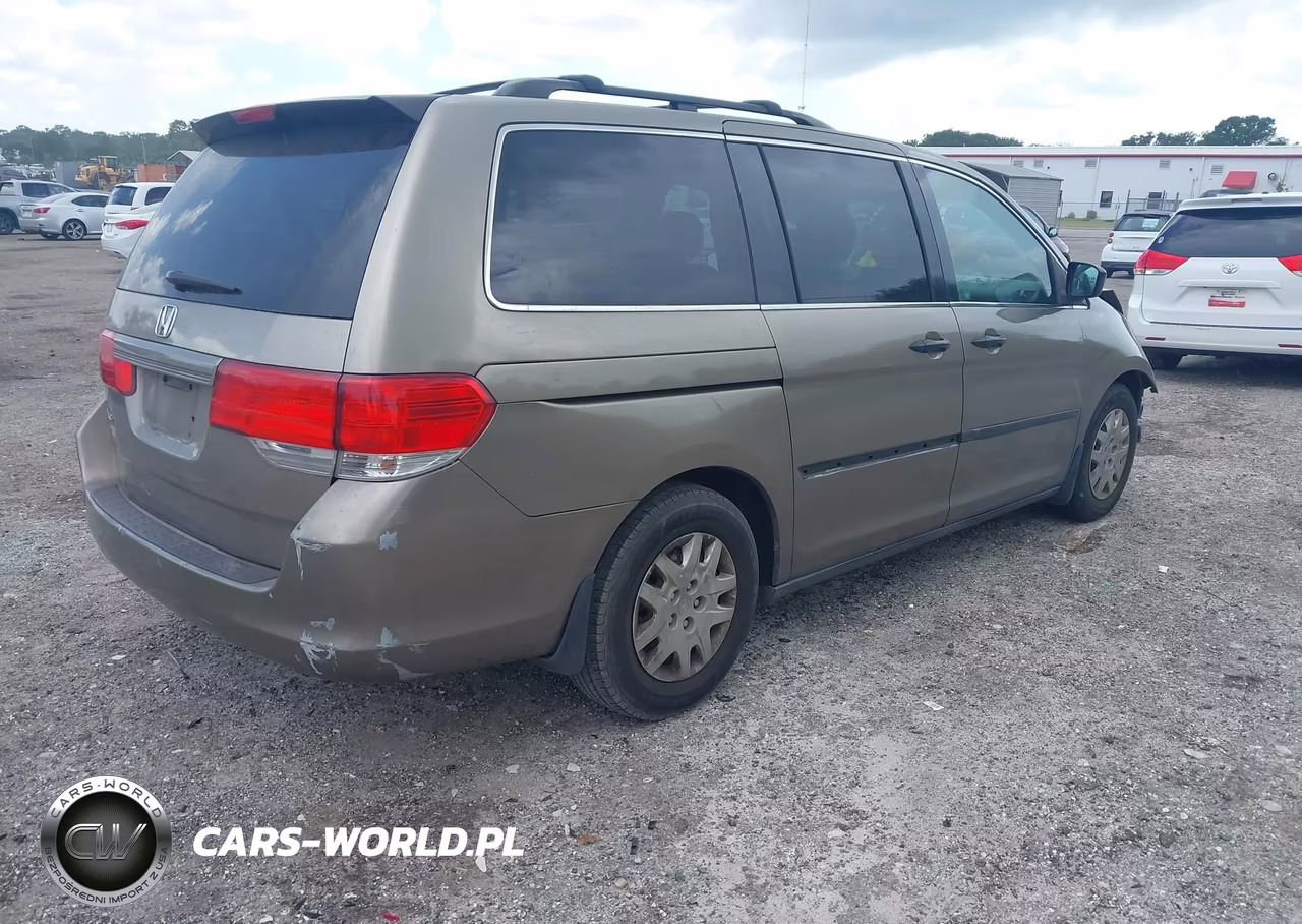 2010 Honda Odyssey Lx VIN:5FNRL3H24AB042552 - 4
